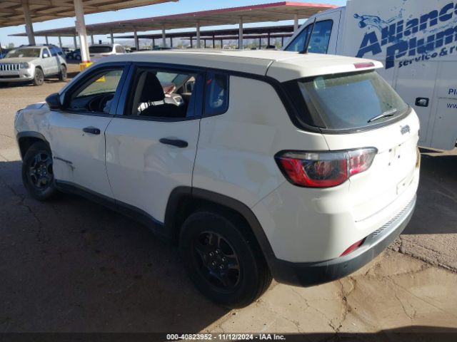 3C4NJCAB7JT263479 Jeep Compass Sport Fwd