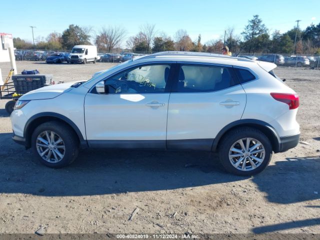 JN1BJ1CR1HW112663 Nissan Rogue Sport Sv