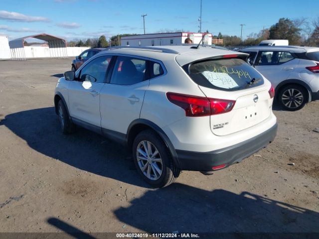 JN1BJ1CR1HW112663 Nissan Rogue Sport Sv