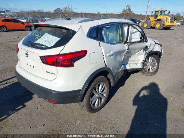 JN1BJ1CR1HW112663 Nissan Rogue Sport Sv
