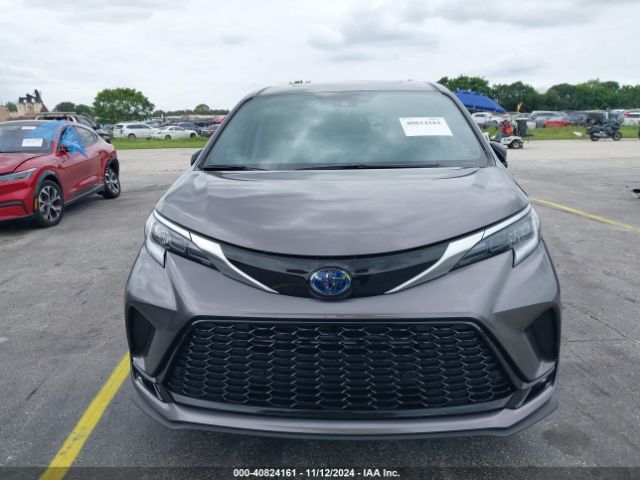 5TDXRKEC0NS089723 Toyota Sienna Xse