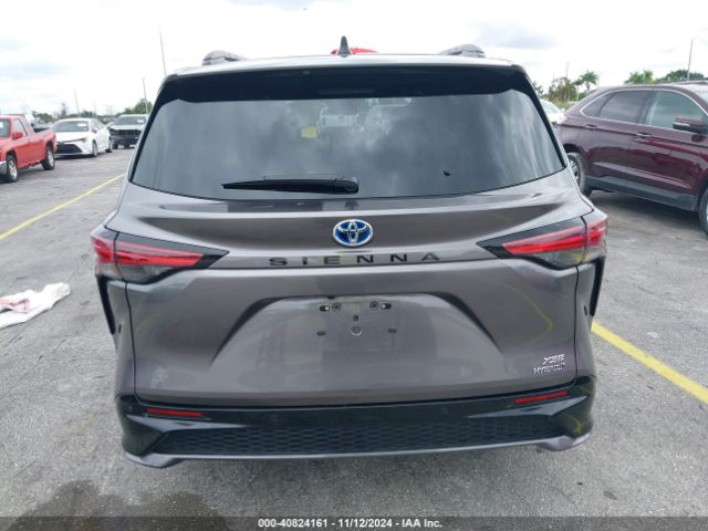 5TDXRKEC0NS089723 Toyota Sienna Xse