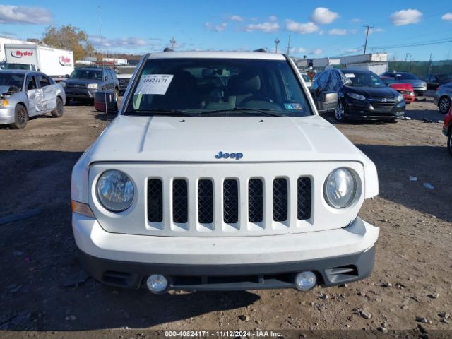 1C4NJPBB8HD172582 Jeep Patriot Sport Fwd