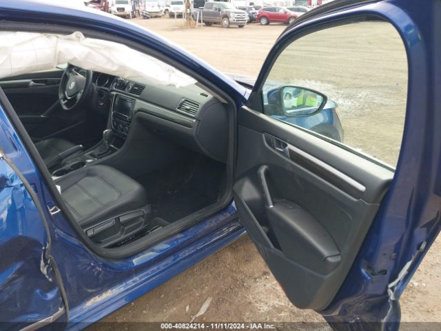 1VWBT7A30GC005996 Volkswagen Passat 1.8t Se