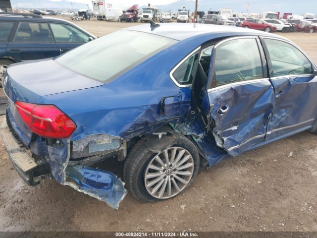 1VWBT7A30GC005996 Volkswagen Passat 1.8t Se