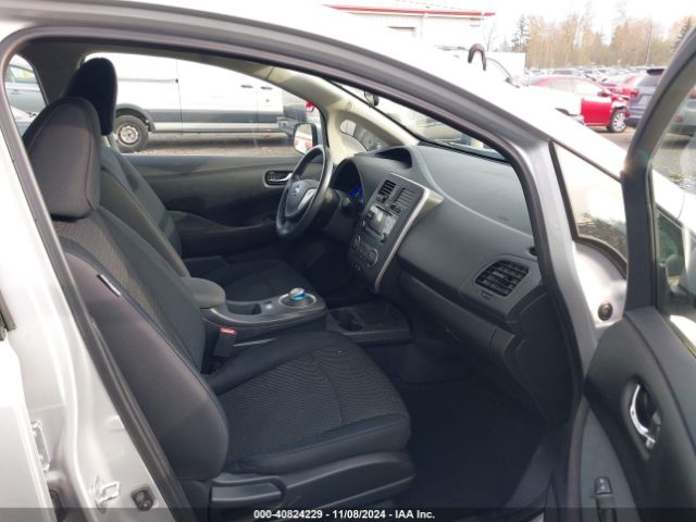 1N4AZ0CP8EC337790 Nissan LEAF S