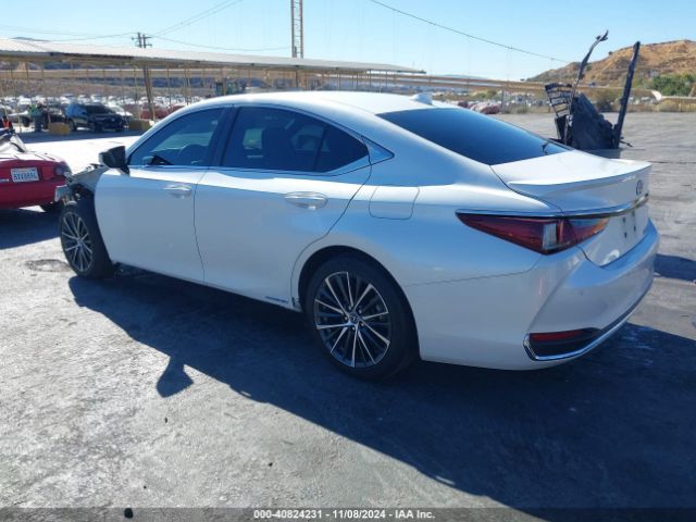 58ADA1C19NU013326 Lexus ES 300H