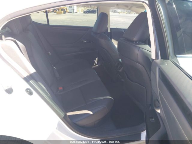 58ADA1C19NU013326 Lexus ES 300H