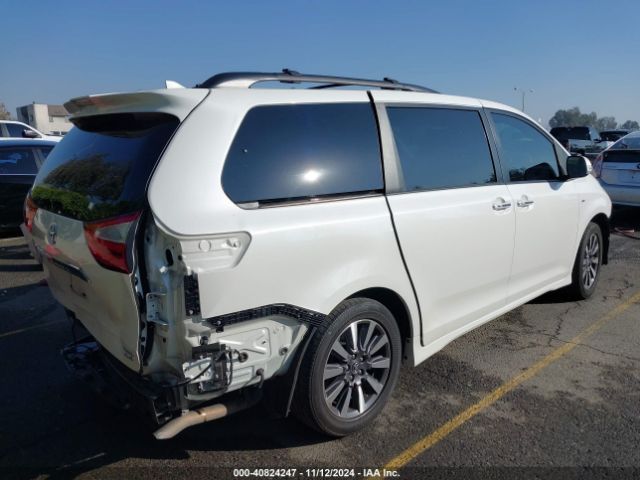 5TDDZ3DC1KS222592 Toyota Sienna Limited 7 Passenger