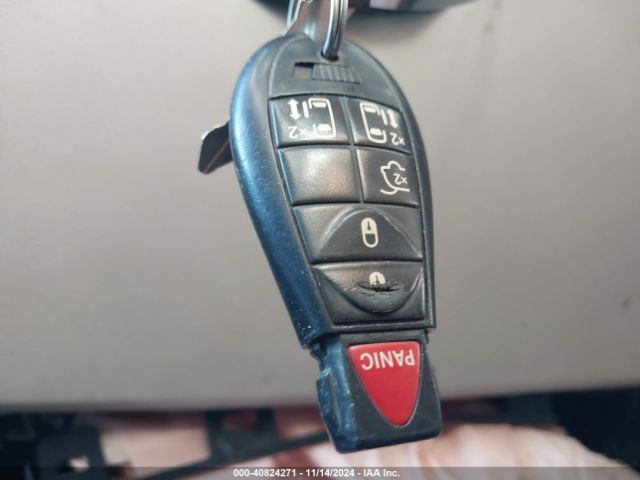 2C4RDGCG1ER155599 Dodge Grand Caravan Sxt