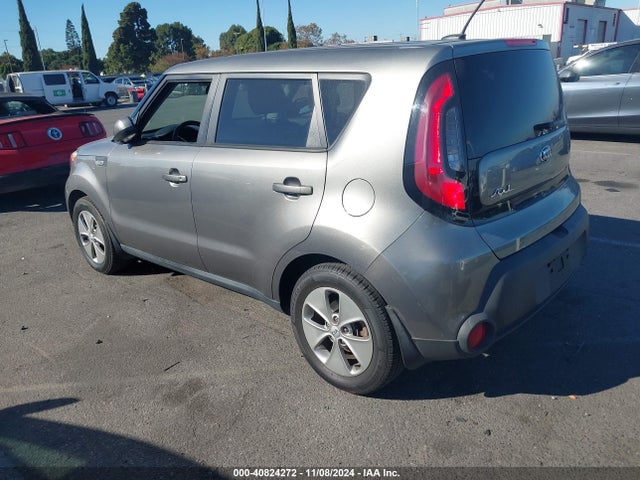 KIA Soul 2014 KNDJN2A2XE7087728 Image 3