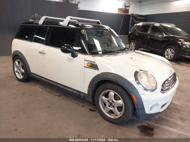 2008 MINI COOPER CLUBMAN WMWML33568TN67760 Photo 0