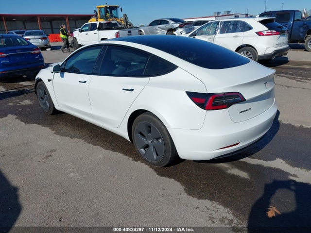 2021 TESLA MODEL 3 5YJ3E1EA6MF978497 Photo 2