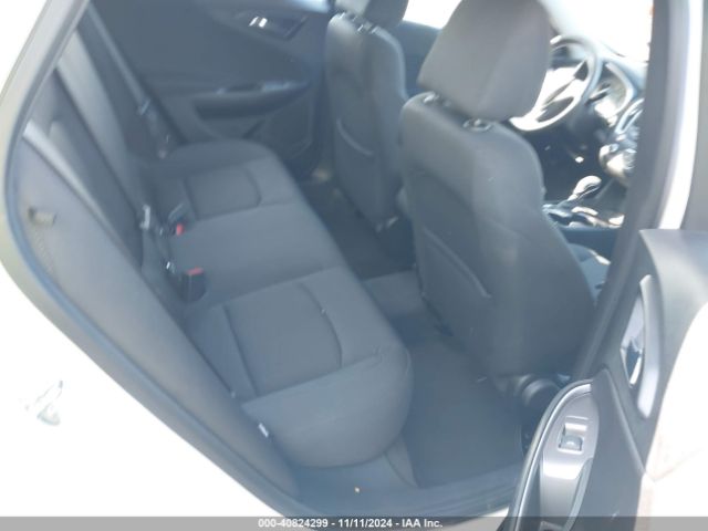 1G1ZB5ST4NF215920 Chevrolet Malibu Fwd Ls