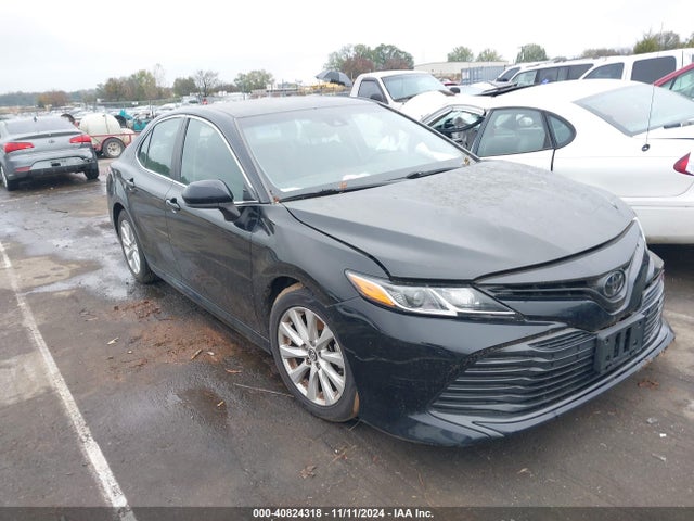 Toyota CAMRY LE 2020 4T1C11AK8LU342417 Image 1