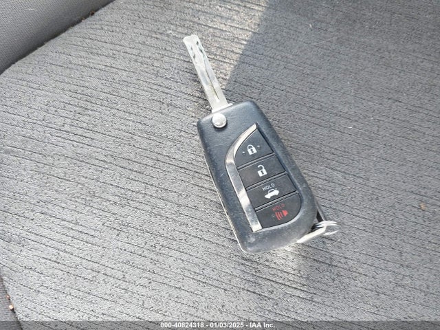 Toyota CAMRY LE 2020 4T1C11AK8LU342417 Image 11