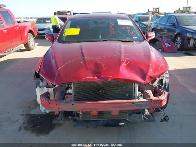 3FA6P0RU3KR235562 Ford Fusion Hybrid Titanium