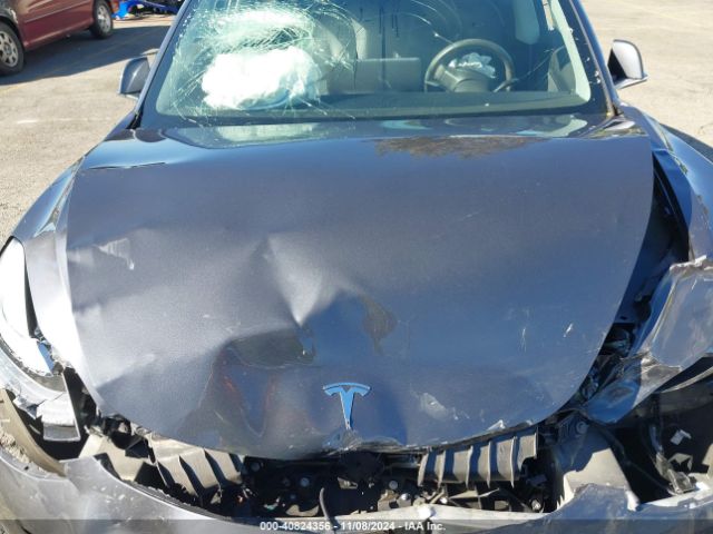 5YJ3E1EA8JF102008 Tesla Model 3 Long Range/mid Range