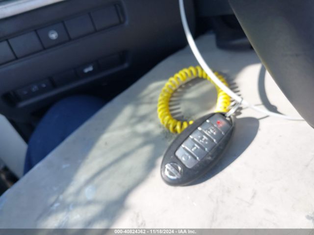 5N1AT3BA7MC750014 Nissan Rogue Sv Fwd