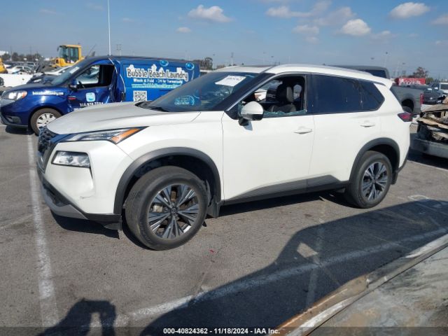 5N1AT3BA7MC750014 Nissan Rogue Sv Fwd