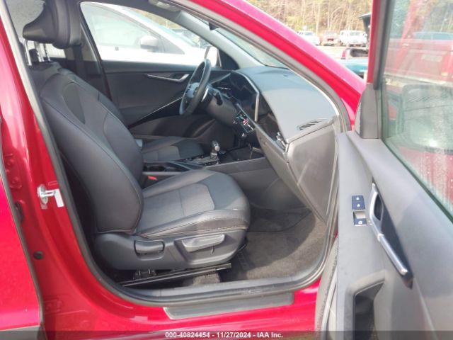 KNDCR3LE8P5044739 KIA NIRO EX