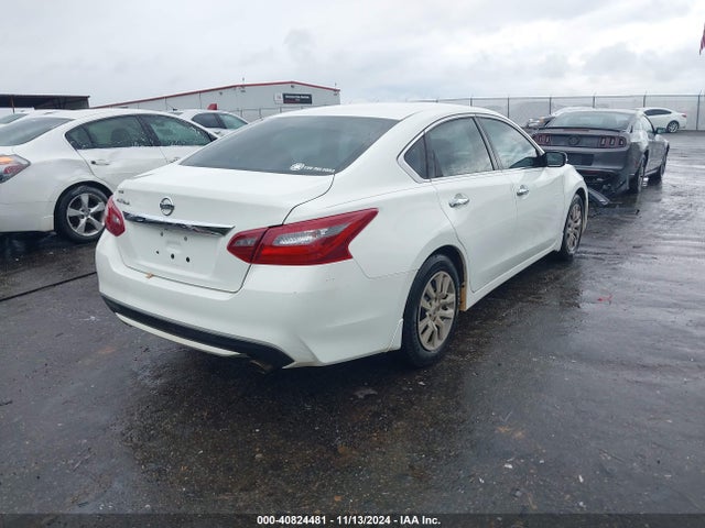 Nissan Altima 2.5 S 2018 1N4AL3AP6JC179434 Image 4