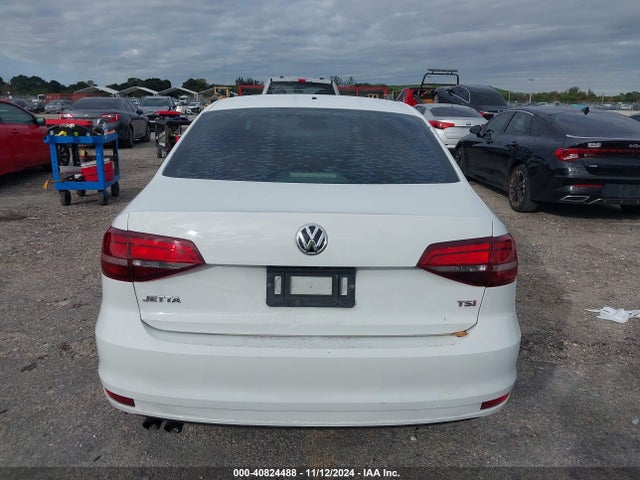 Volkswagen Jetta 1.4t S 2018 3VW2B7AJ7JM208312 Image 16