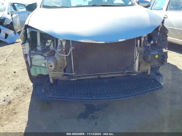 5YFBURHEXHP707965 Toyota COROLLA SE