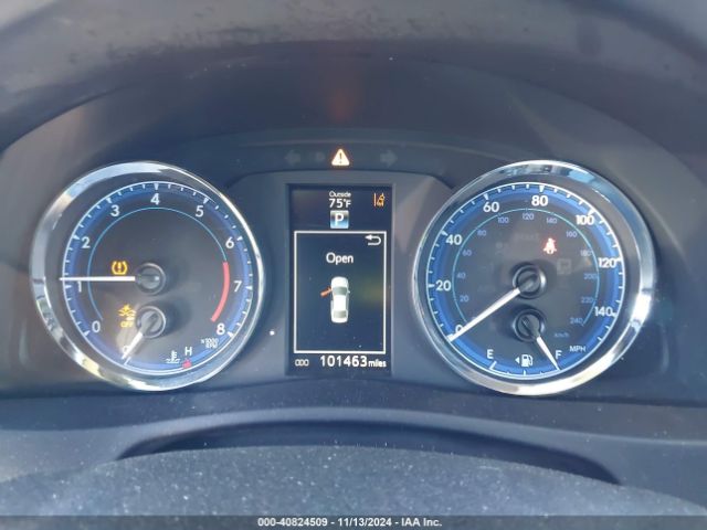 5YFBURHEXHP707965 Toyota COROLLA SE
