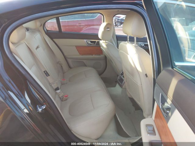 2010 JAGUAR XF SAJWA0FA8AHR53664 Photo 7