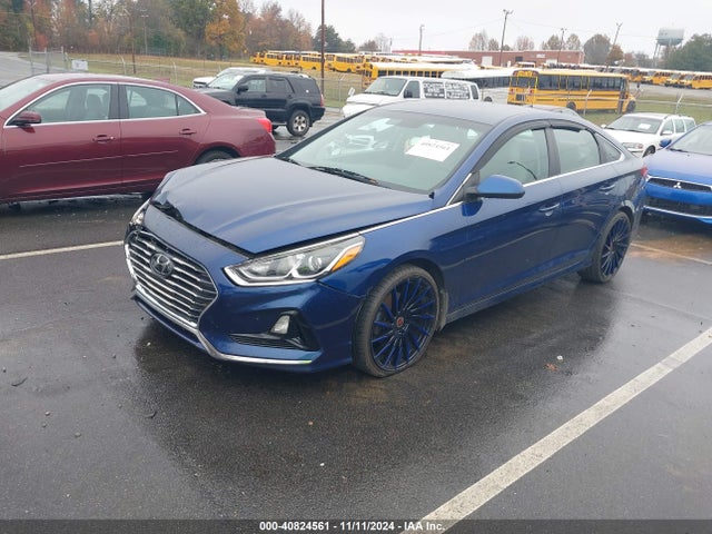 Hyundai SONATA SE 2018 5NPE24AF2JH614627 Image 2