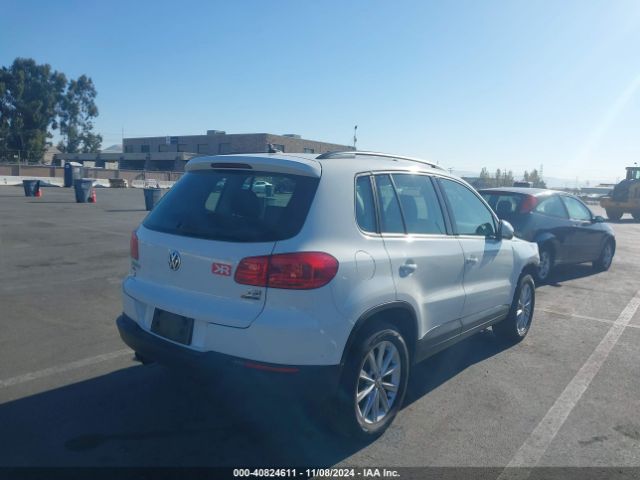 WVGBV7AXXHK045697 Volkswagen Tiguan 2.0t/2.0t S