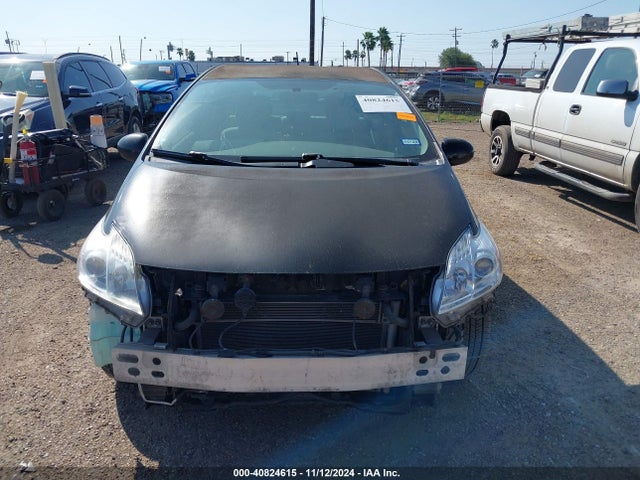 Toyota Prius Two 2014 JTDKN3DU8E1752782 Image 13