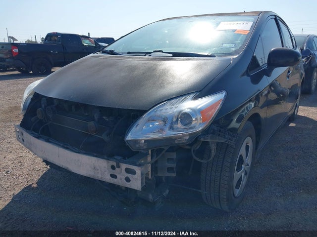 Toyota Prius Two 2014 JTDKN3DU8E1752782 Image 18
