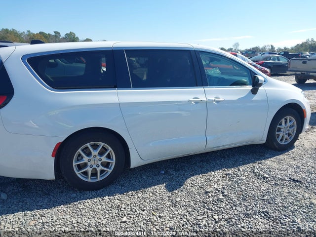 Chrysler Pacifica Touring L 2023 2C4RC1BG0PR624377 Image 13