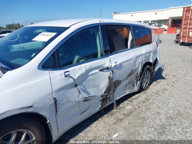 Chrysler Pacifica Touring L 2023 2C4RC1BG0PR624377 Image 6