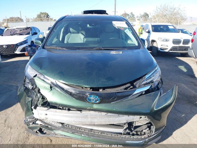 Toyota SIENNA XLE 2022 5TDYRKEC8NS099453 Image 12