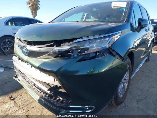 Toyota SIENNA XLE 2022 5TDYRKEC8NS099453 Image 17