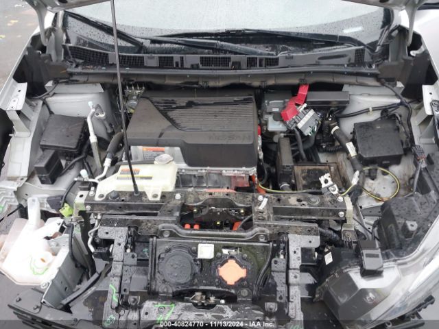 1N4AZ1CP9JC301395 Nissan LEAF S