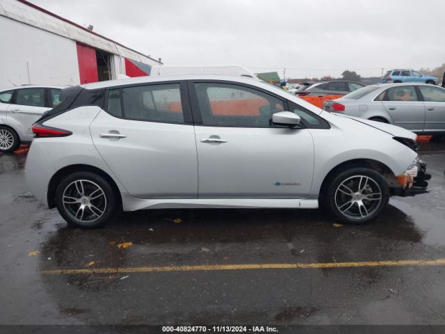 1N4AZ1CP9JC301395 Nissan LEAF S