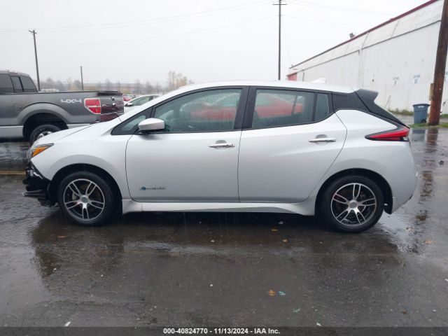 1N4AZ1CP9JC301395 Nissan LEAF S