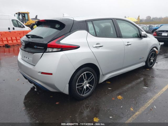 1N4AZ1CP9JC301395 Nissan LEAF S