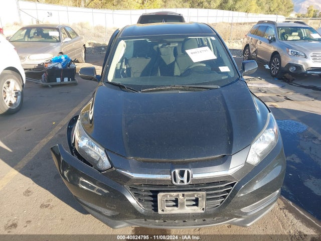 Honda HR-V LX 2018 3CZRU6H33JM730023 Image 12