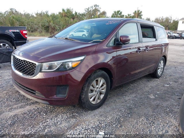KIA SEDONA LX 2015 KNDMB5C1XF6061701 Image 2