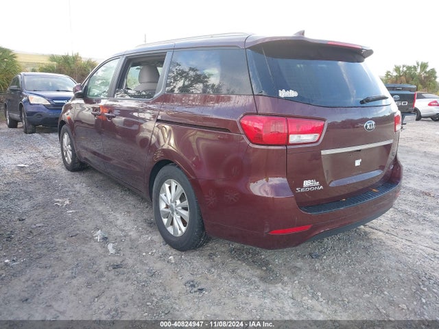 KIA SEDONA LX 2015 KNDMB5C1XF6061701 Image 3