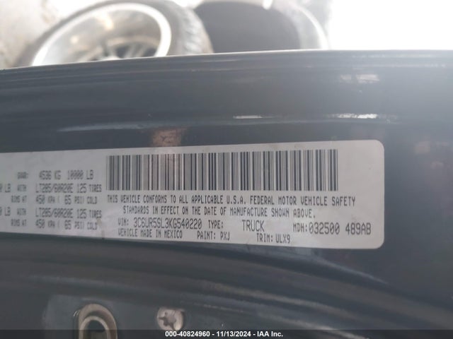 3C6UR5SL3KG540220 RAM 2500 Limited  4x4 6'4 Box