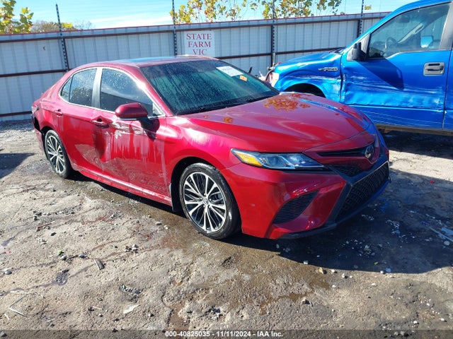 Toyota CAMRY SE 2018 4T1B11HK2JU516741 Image 1