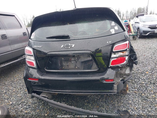 Chevrolet Sonic Lt Auto 2018 1G1JD6SG6J4129899 Image 17
