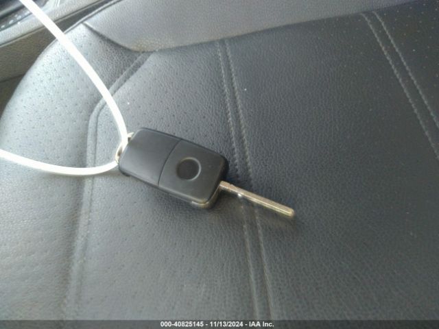 1VWBA7A3XJC008613 Volkswagen Passat 2.0t Se