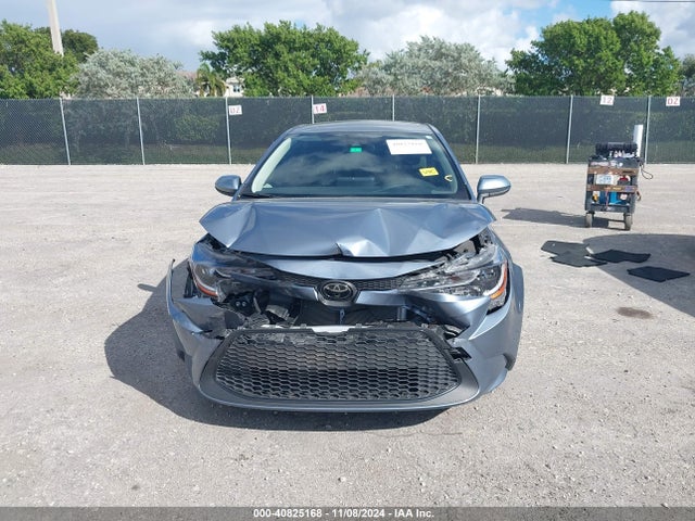 Toyota COROLLA LE 2022 JTDEPMAE0NJ228701 Image 12